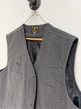 Wyoming Traders Men Gray Wool Pea Vest